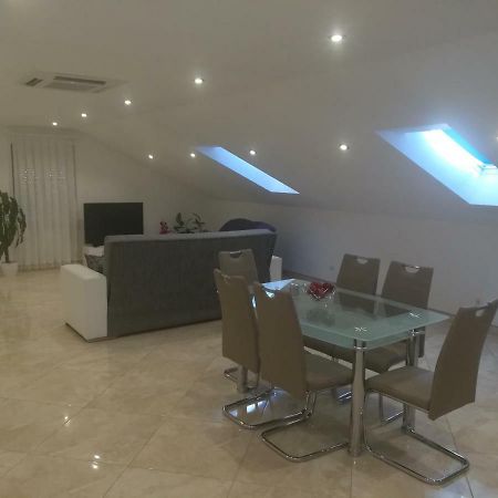 Ferienwohnung Apartman Daria Trogir Exterior foto