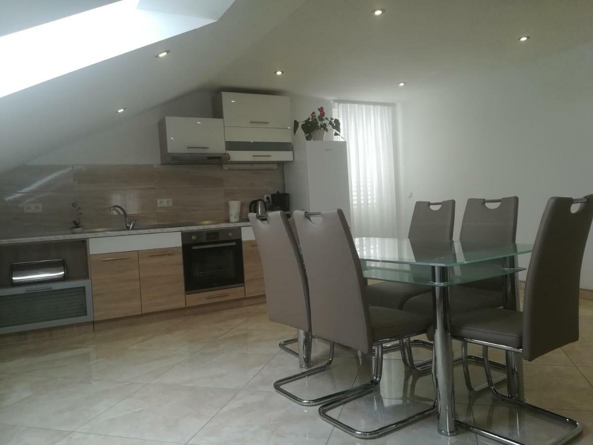 Ferienwohnung Apartman Daria Trogir Exterior foto