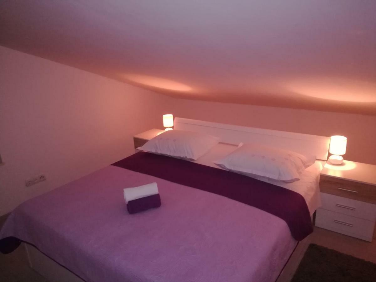 Ferienwohnung Apartman Daria Trogir Exterior foto