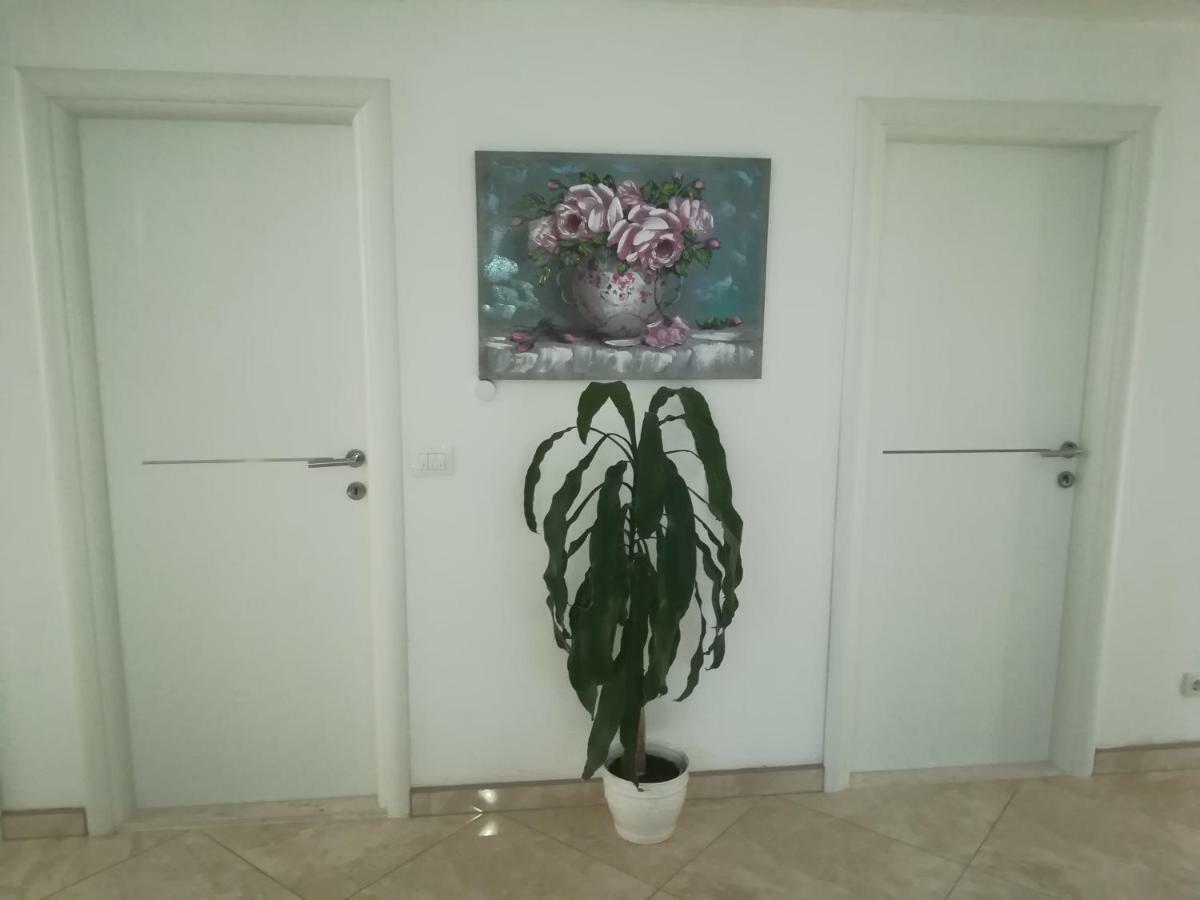 Ferienwohnung Apartman Daria Trogir Exterior foto